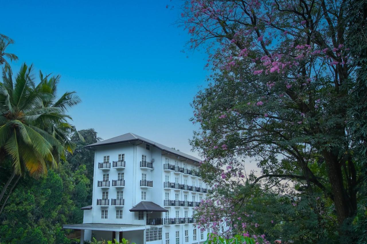 Bpr - Asgiriya ,Kandy Exterior photo